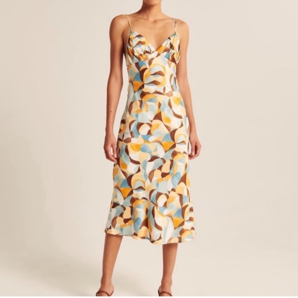 Abercrombie & Fitch Dresses & Skirts - NWT Abercrombie & Fitch Satin Geometric Multicolor Midi Adjustable Dress
